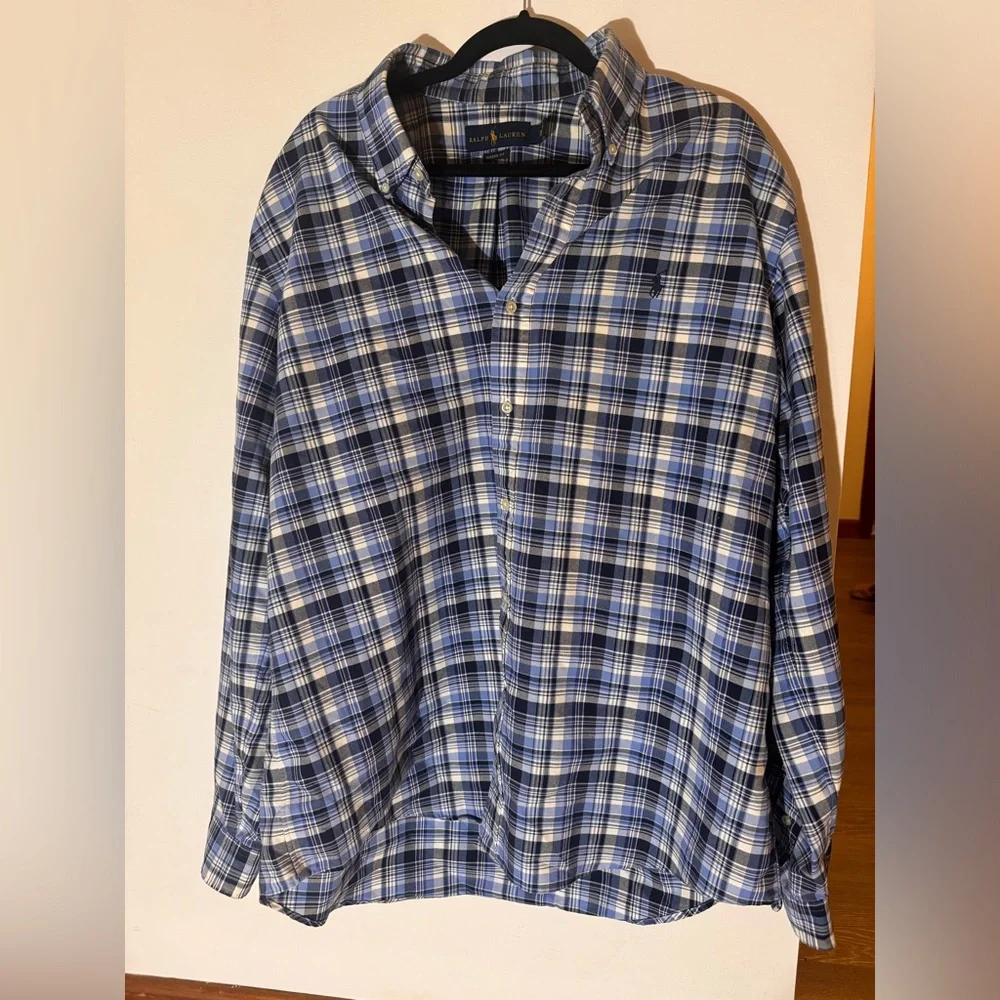 Ralph Lauren Men’s Button Down - Picture 3 of 7